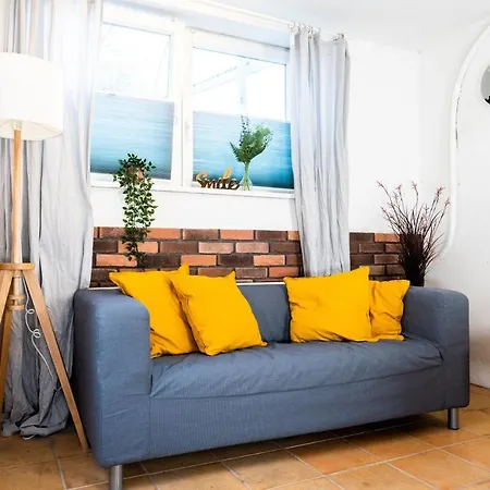 Spacious Apartment In Urban Location