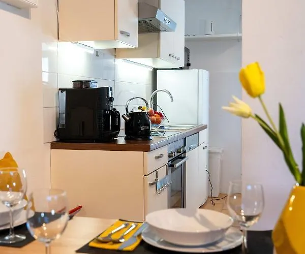 Spacious In Urban Location Apartment Hamburg